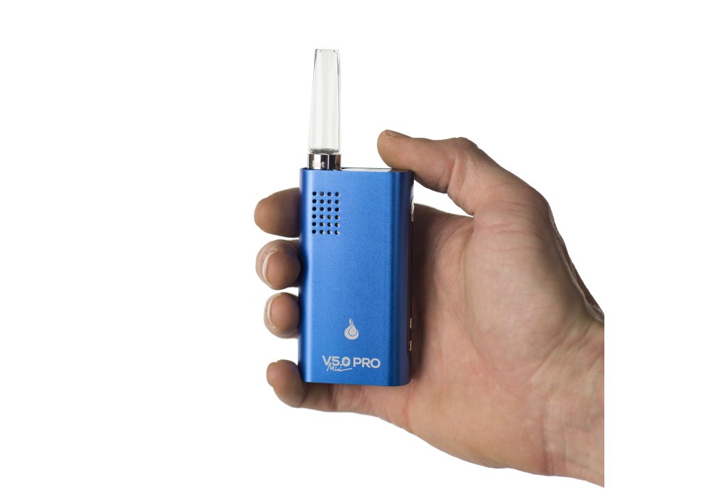 v50s-mini-pro-vaporizer-in-hand